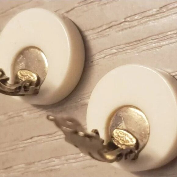 Chanel COCO Clip On Earrings Black and White Cruise COCO đ¤đ¤ - Picture 8 of 14